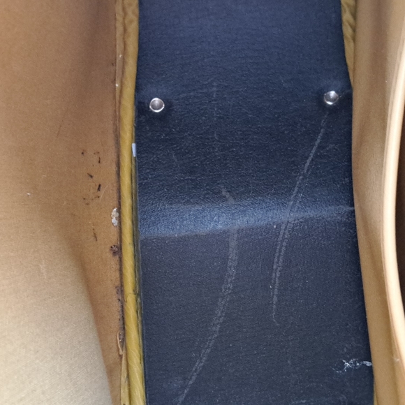 Vintage Yellow Suitcase Canadian Made - Picture 9 of 10